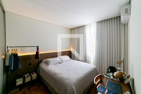 Quarto 1 de apartamento para alugar com 3 quartos, 90m² em Cruzeiro, Belo Horizonte