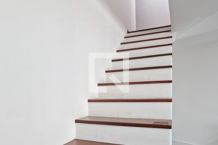 Corredor de casa à venda com 4 quartos, 250m² em Nova Petrópolis, São Bernardo do Campo