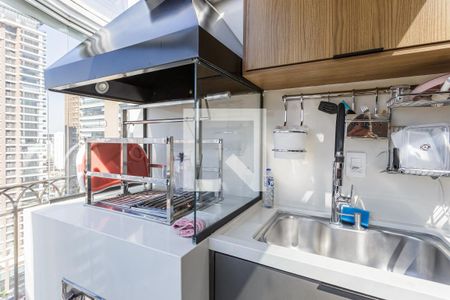 Sala/Cozinha de apartamento para alugar com 2 quartos, 100m² em Itaim Bibi, São Paulo