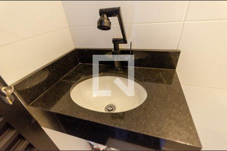 Lavabo 1 de casa à venda com 3 quartos, 168m² em Moinho Velho, São Paulo