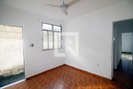 Casa para alugar com 2 quartos, 55m² em Vigário Geral, Rio de Janeiro