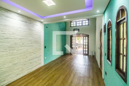 Casa para alugar com 3 quartos, 158m² em Votupoca, Barueri