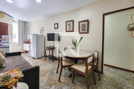 Sala de apartamento à venda com 2 quartos, 50m² em Centro, Rio de Janeiro
