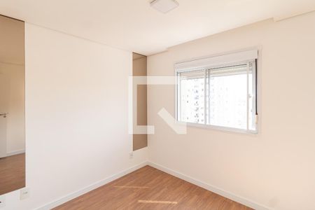 Quarto 1 de apartamento para alugar com 2 quartos, 50m² em Jardim Roberto, Osasco