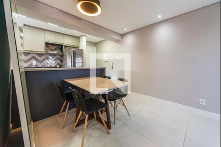 Sala de apartamento à venda com 2 quartos, 55m² em Vila Tibiriçá, Santo André