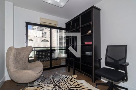 Sala 1 de apartamento para alugar com 3 quartos, 146m² em Vila Olímpia, São Paulo