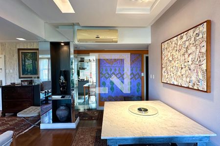 Apartamento à venda com 2 quartos, 135m² em Gávea, Rio de Janeiro