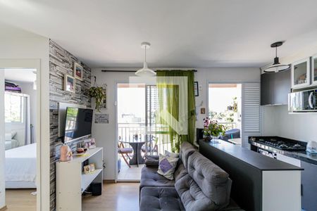 Sala de apartamento à venda com 2 quartos, 42m² em Parque Industrial Tomas Edson, São Paulo