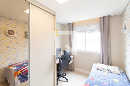 Quarto de apartamento à venda com 2 quartos, 57m² em Vila Osasco, Osasco