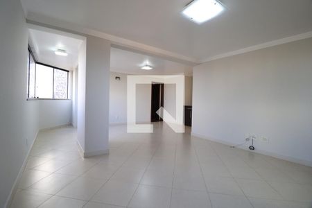 Sala de apartamento para alugar com 4 quartos, 134m² em Nossa Senhora Aparecida, Uberlândia
