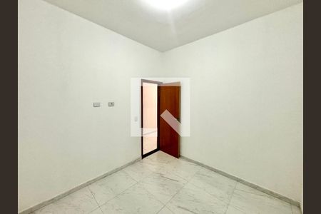 Quarto 1 de apartamento para alugar com 2 quartos, 75m² em Vila Marieta, São Paulo