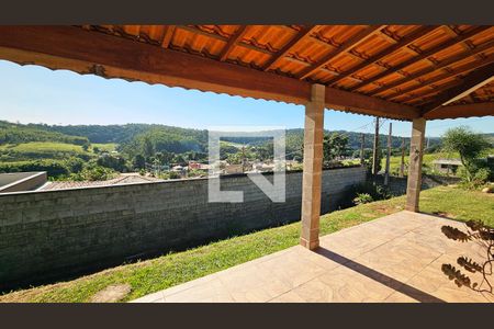 Casa à venda com 3 quartos, 1000m² em Roseira, Jundiaí