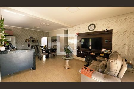 Casa à venda com 3 quartos, 1000m² em Roseira, Jundiaí