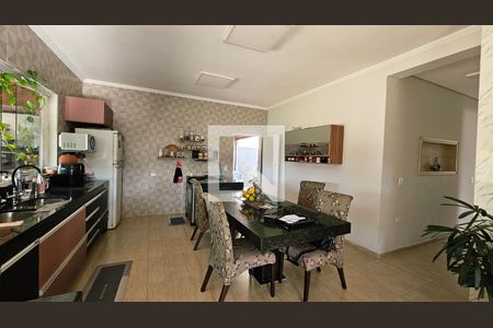 Casa à venda com 3 quartos, 1000m² em Roseira, Jundiaí