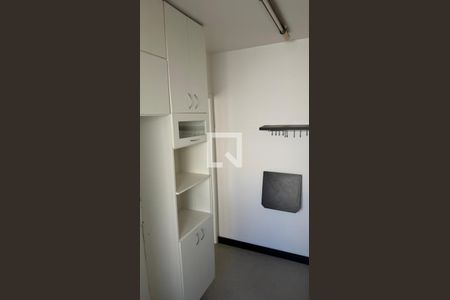 Apartamento para alugar com 2 quartos, 50m² em João Pinheiro, Belo Horizonte