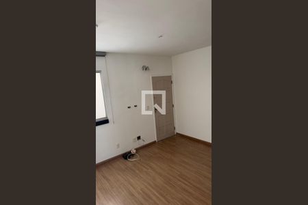 Apartamento para alugar com 2 quartos, 50m² em João Pinheiro, Belo Horizonte