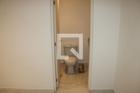 Casa de Condomínio para alugar com 3 quartos, 300m² em Granja Viana, Cotia