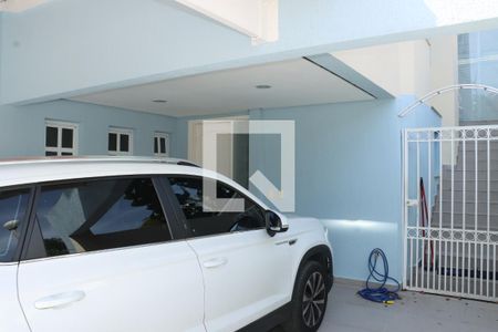 Casa de Condomínio para alugar com 3 quartos, 300m² em Granja Viana, Cotia