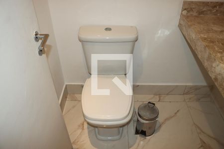 Casa de Condomínio para alugar com 3 quartos, 300m² em Granja Viana, Cotia