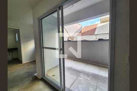 Varanda de kitnet/studio para alugar com 1 quarto, 40m² em Vila Buarque, São Paulo