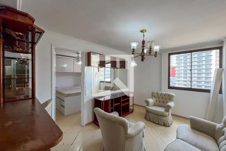 Sala de apartamento para alugar com 2 quartos, 65m² em Aclimação, São Paulo