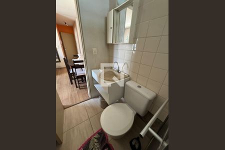 Banheiro de apartamento para alugar com 1 quarto, 36m² em Morro Santana, Porto Alegre