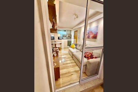 Sala de apartamento à venda com 2 quartos, 52m² em Vila Humaita, Santo André