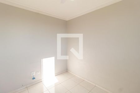 Quarto 1 de apartamento para alugar com 2 quartos, 54m² em Bussocaba, Osasco