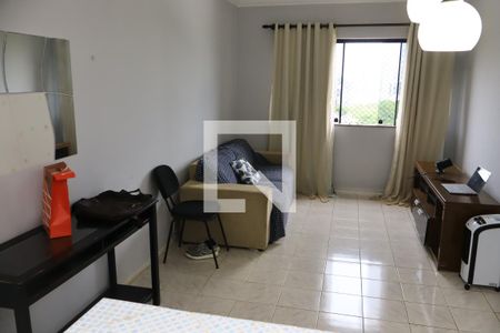 Sala de apartamento para alugar com 3 quartos, 68m² em Stiep, Salvador