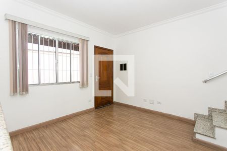 Sala de casa de condomínio para alugar com 2 quartos, 61m² em Vila Nhocuné, São Paulo