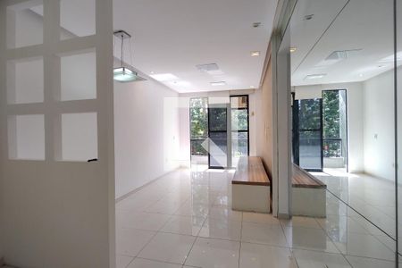 Sala de apartamento para alugar com 2 quartos, 72m² em Tanque, Rio de Janeiro