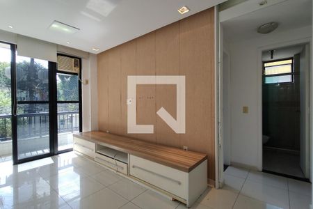 Sala de apartamento para alugar com 2 quartos, 72m² em Tanque, Rio de Janeiro