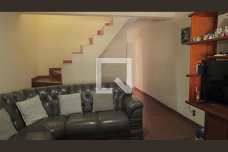 Sala de casa para alugar com 3 quartos, 231m² em Veloso, Osasco