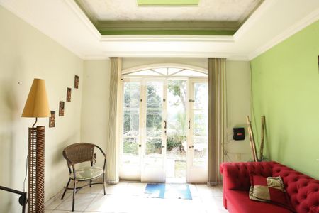 Casa para alugar com 4 quartos, 300m² em Bonsucesso, Belo Horizonte