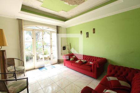 Casa para alugar com 4 quartos, 300m² em Bonsucesso, Belo Horizonte