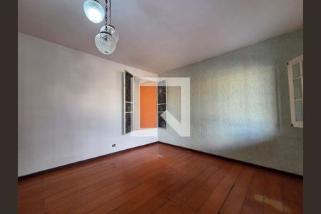 Quarto de casa à venda com 3 quartos, 222m² em Dom Cabral, Belo Horizonte