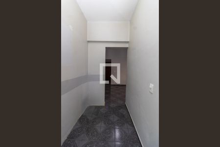 Corredor - Quartos de apartamento para alugar com 2 quartos, 64m² em Vila Constança, São Paulo