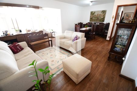 Sala de apartamento à venda com 4 quartos, 198m² em Cambuí, Campinas