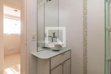 Banheiro de apartamento para alugar com 1 quarto, 60m² em Centro Histórico, Porto Alegre