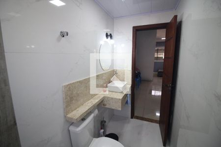 Banheiro 1 de casa à venda com 3 quartos, 305m² em Jardim Riacho das Pedras, Contagem