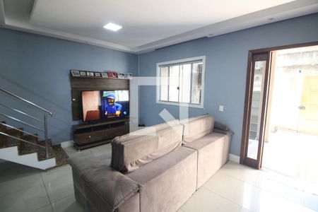 Sala de casa à venda com 3 quartos, 305m² em Jardim Riacho das Pedras, Contagem