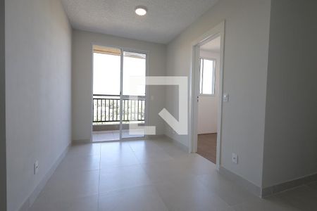 Sala de apartamento para alugar com 2 quartos, 38m² em Santa Maria, Santo André