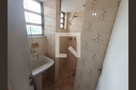 Banheiro  de apartamento para alugar com 2 quartos, 95m² em Barro Vermelho, São Gonçalo