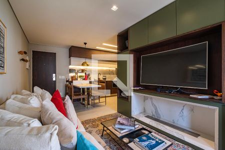 Sala/Cozinha de apartamento para alugar com 2 quartos, 63m² em Cerqueira César, São Paulo