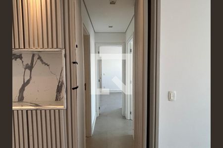 Corredor de apartamento para alugar com 2 quartos, 68m² em Chácara Inglesa, São Paulo