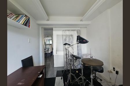 Apartamento para alugar com 4 quartos, 140m² em Pituba, Salvador