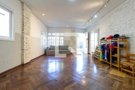Sala de casa à venda com 3 quartos, 269m² em Jardim Textil, São Paulo
