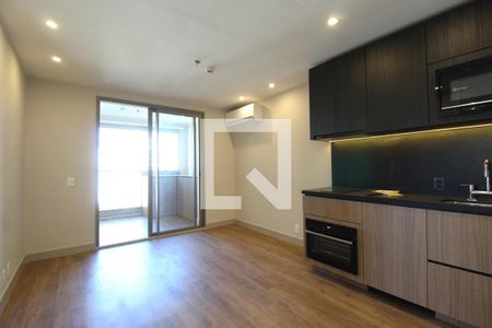 Sala/Cozinha de apartamento para alugar com 1 quarto, 44m² em Indianópolis, São Paulo