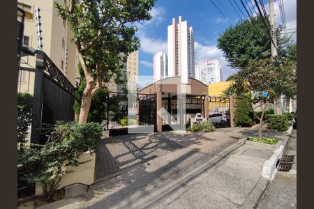 Fachada e portaria de apartamento para alugar com 3 quartos, 67m² em Aclimação, São Paulo