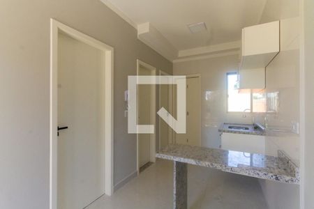 Sala/Cozinha de apartamento à venda com 2 quartos, 34m² em Vila Carrão, São Paulo